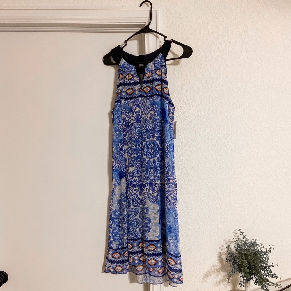 Beautiful navy/blue Aztec print dress with scoop neck, knee length